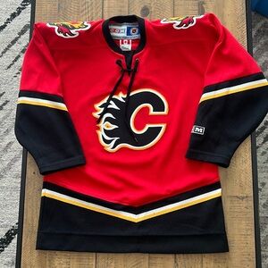 Calgary Flames CCM Official Licensed Jersey - Youth L/XL